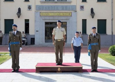 El jefe de Estado Mayor a la derecha del coronel Mateo